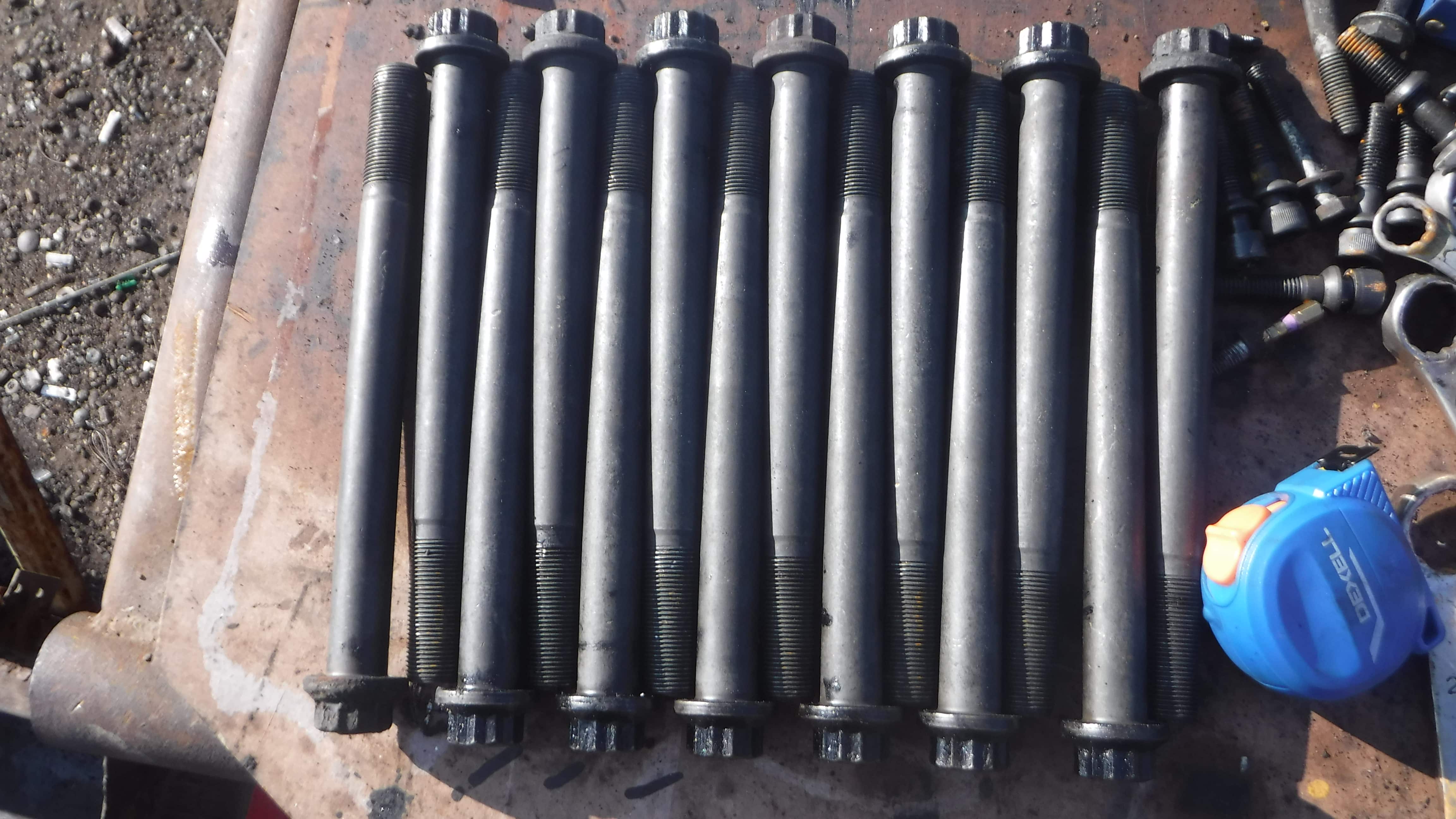 Болт головки блока цилиндра ГБЦ 232мм 20мм Рено премиум Renault Premium DCI320 2005